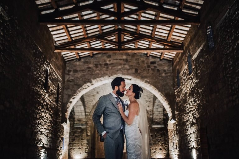 Intimate wedding in Tuscania